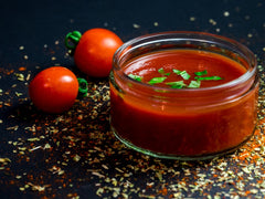 Passata pomidorowa - gładki przecier z pomidorów w słoiczku