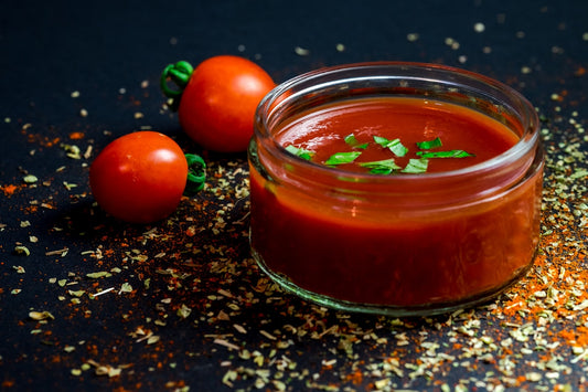 Passata pomidorowa - gładki przecier z pomidorów w słoiczku